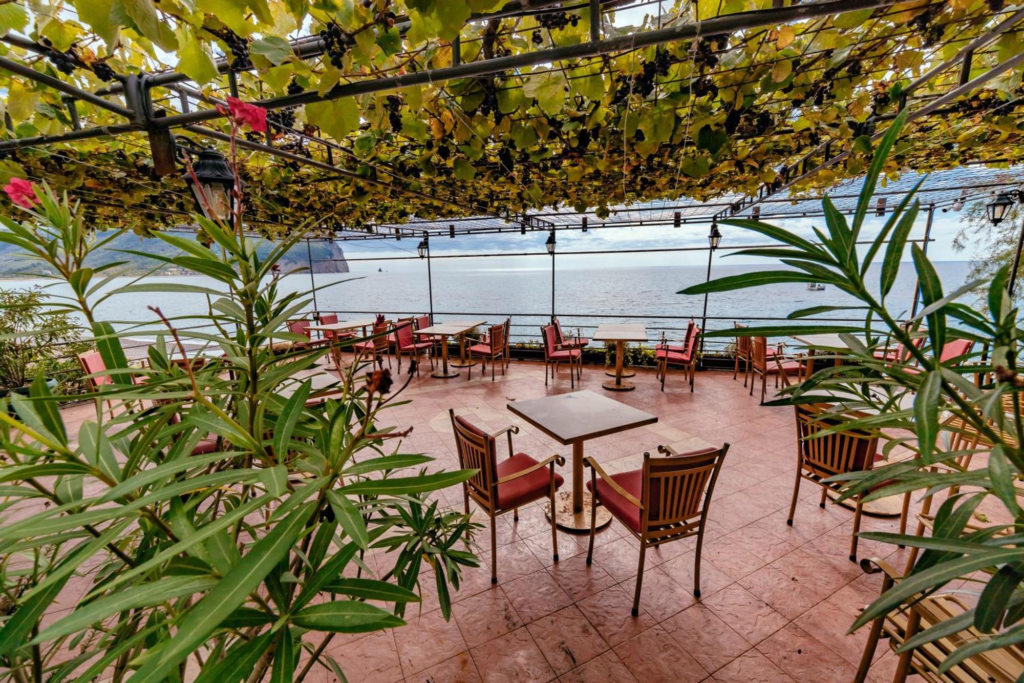 Hotel Savojo Petrovac na moru Exterior foto