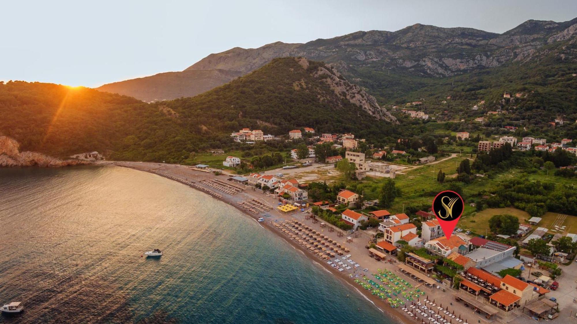 Hotel Savojo Petrovac na moru Exterior foto