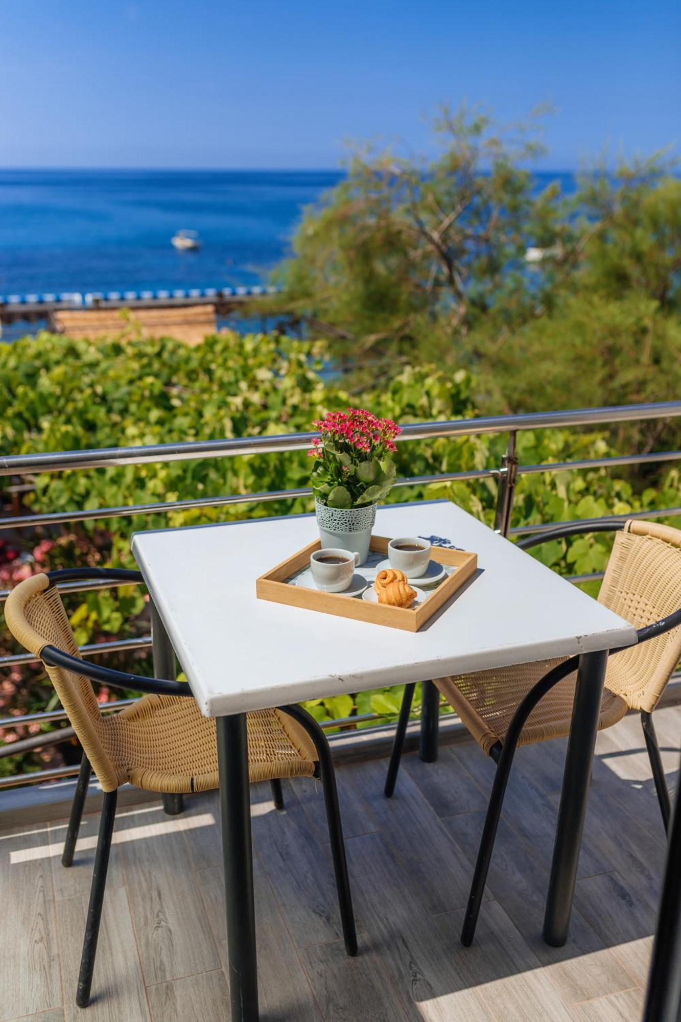 Hotel Savojo Petrovac na moru Exterior foto