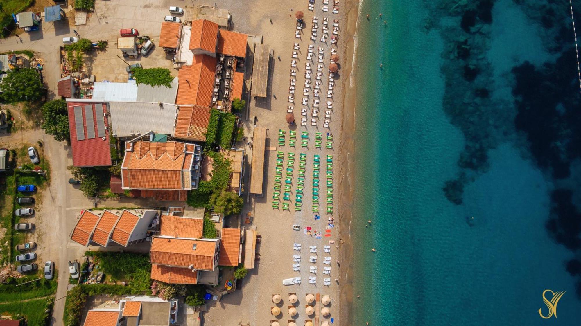Hotel Savojo Petrovac na moru Exterior foto